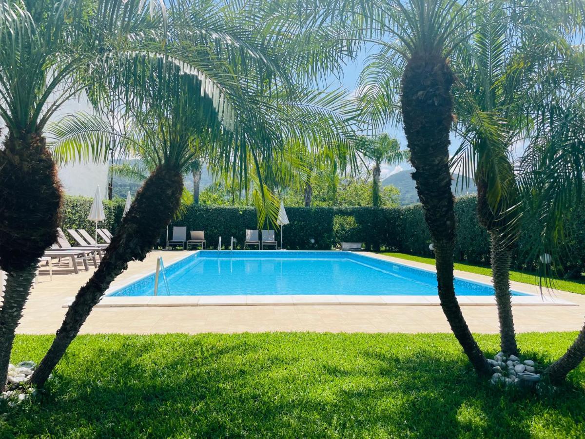 B&B Il Girasole Capo dʼOrlando Exterior foto