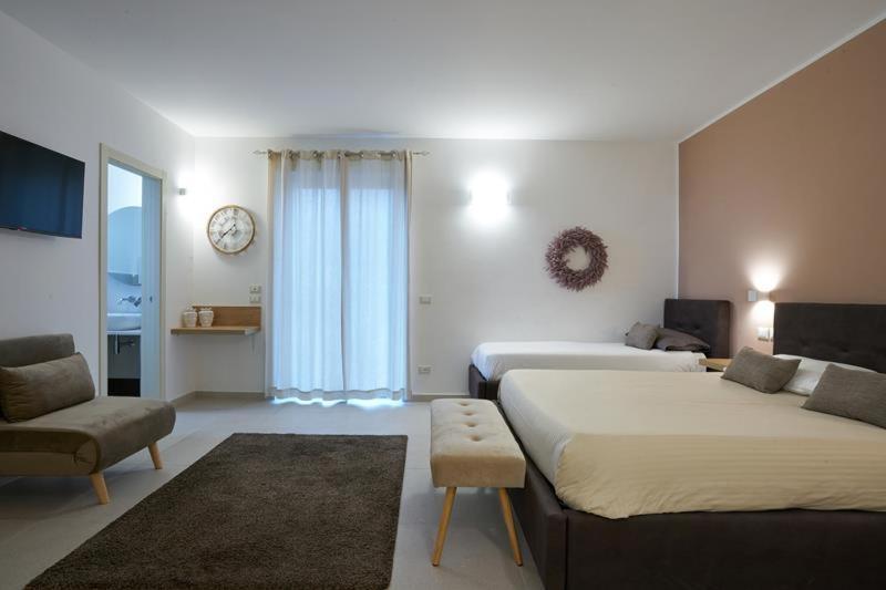 B&B Il Girasole Capo dʼOrlando Exterior foto