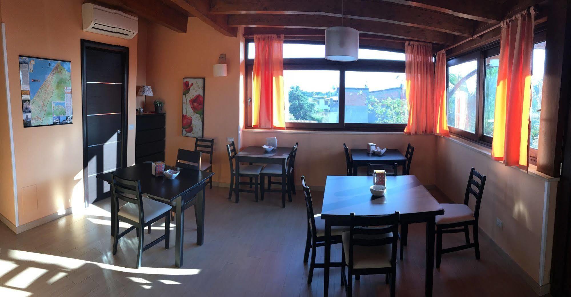 B&B Il Girasole Capo dʼOrlando Exterior foto